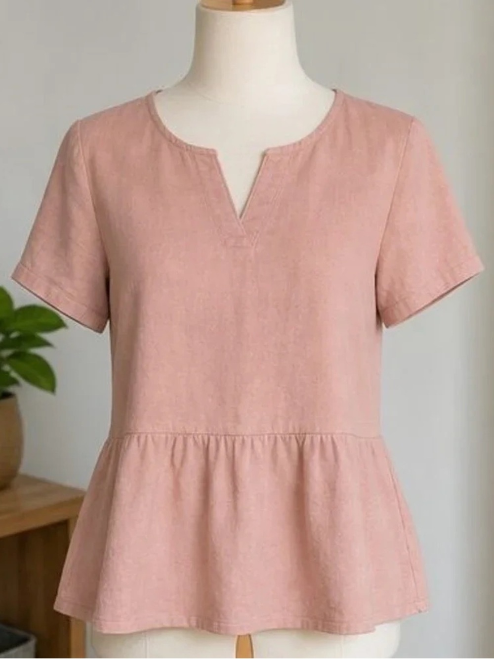 Women's Pink Peplum Short-Sleeve Top